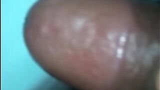 Сперма на подошвах милфы - порно видео
