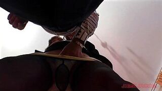 Непослушный секретарь хочет, чтобы ему заплатили - порно видео