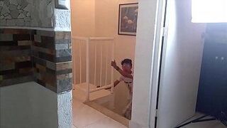 Дана Барзагли и Луна шпионят за соседкой по комнате - порно видео