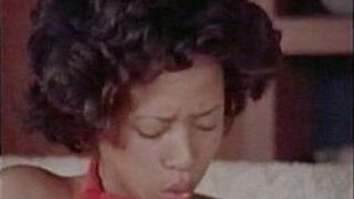 Цветная кульминация - трах с черными сиськами - порно видео