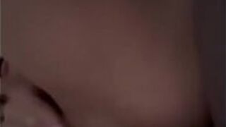 Смотри, как я заканчиваю, я отправил это своему бывшему, мне это нравится для моей задницы - порно видео