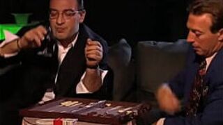 Сильвия, испанка, наслаждается двумя членами в своей киске - порно видео