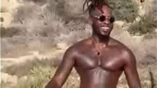 Голый фитнес - порно видео