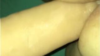 жена получает то, что ей нужно - порно видео