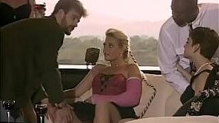 Оргия в Коста-Рике - порно видео